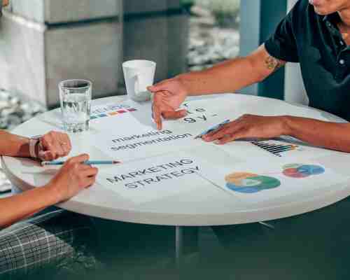 Why Use LinkedIn for B2B